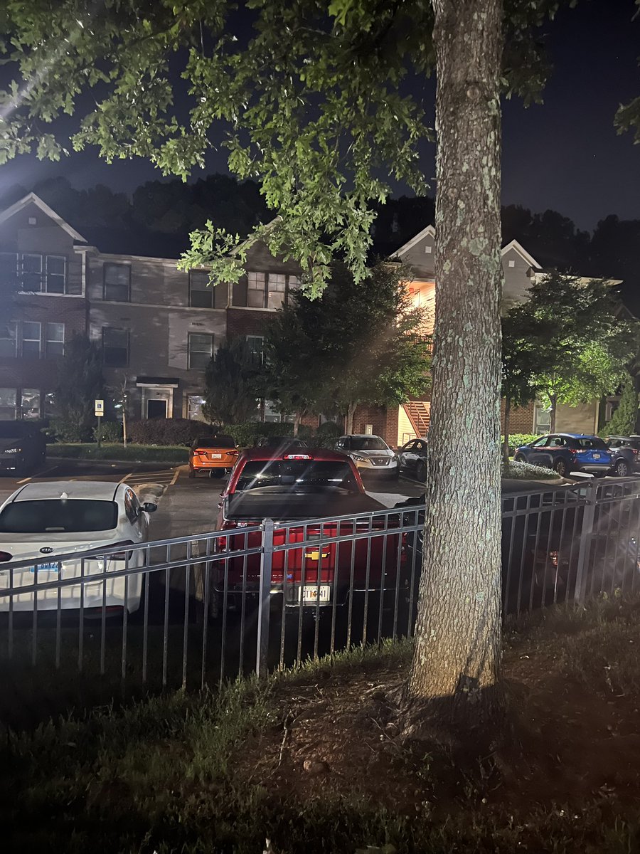 Shooting investigation underway in SW Atlanta. Police say a man (26) is dead &amp; that the homeowner says they believed the victim was breaking in. Happened at around 1am at a complex off Greenbriar Pkwy South-West Investigation underway.