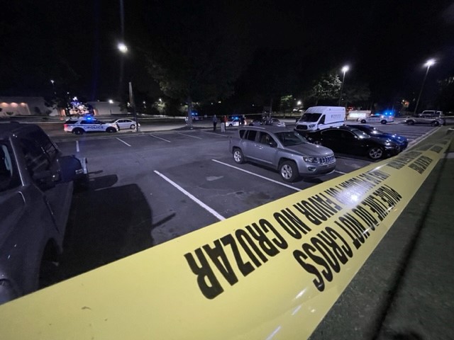 Body found in trunk of car outside Gwinnett County business  