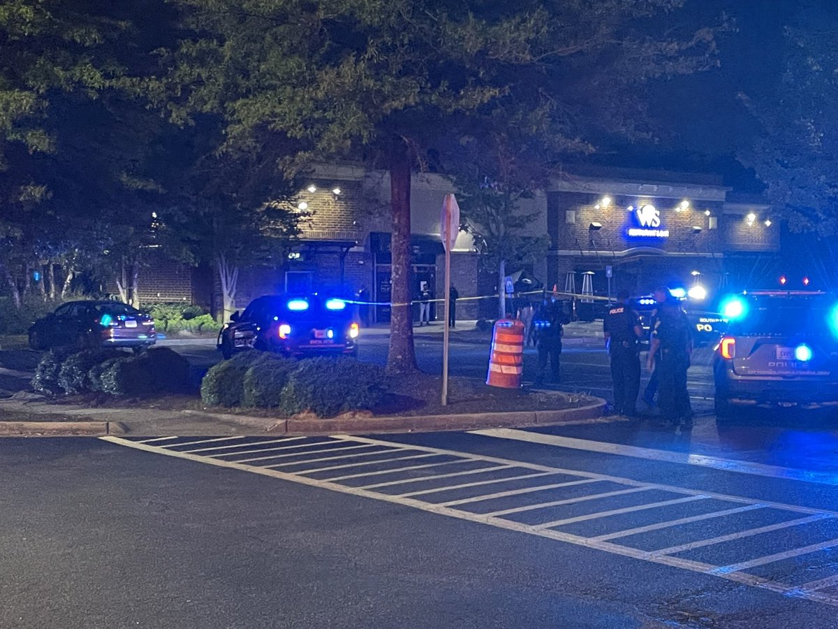 SECURITY GUARD SHOT: Man injured in shooting at City of S. Fulton bar. Happened after 1AM on Old National Highway. Victim at Grady w non- life threatening injuries. No arrests made. 
