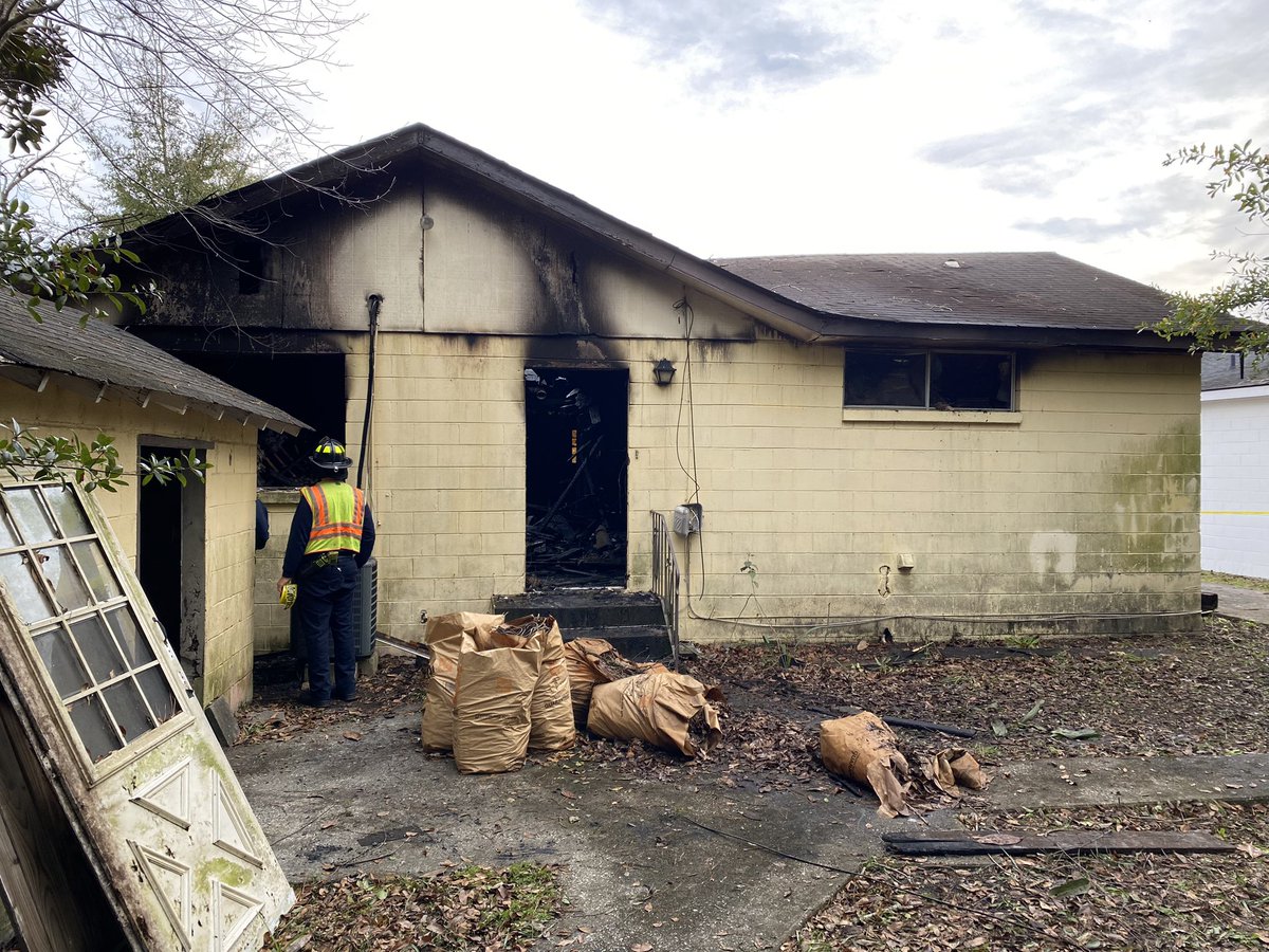 SFD responded to a structure fire at the 2200 block of Mosley St. Two SFD firefighters suffered non-life threatening burns and were transported to the hospital. The structure was vacant at the time and the cause is currently under investigation
