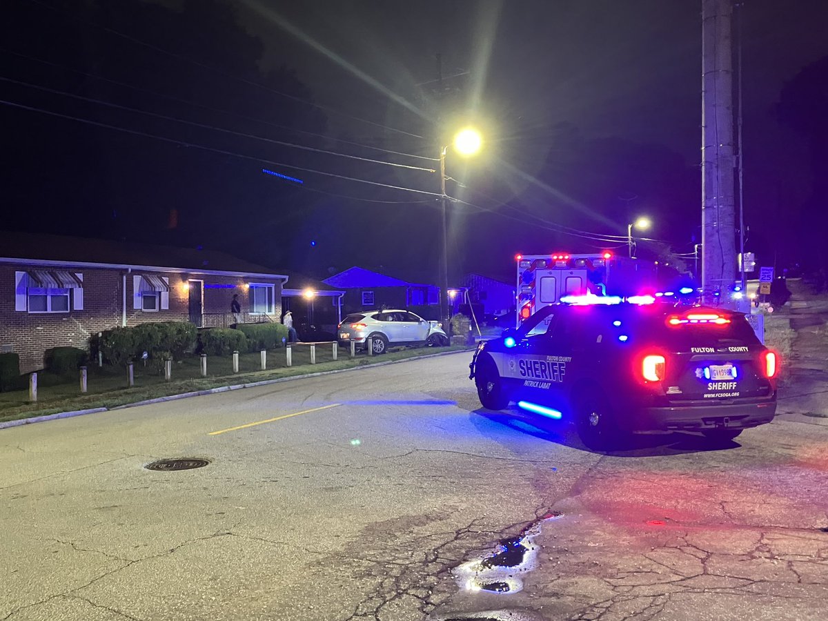 The GBI is investigating a shooting involving a Fulton County Sheriff's deputy tonight on Harwell Road. Sheriff says it all stemmed from a traffic stop involving a stolen car