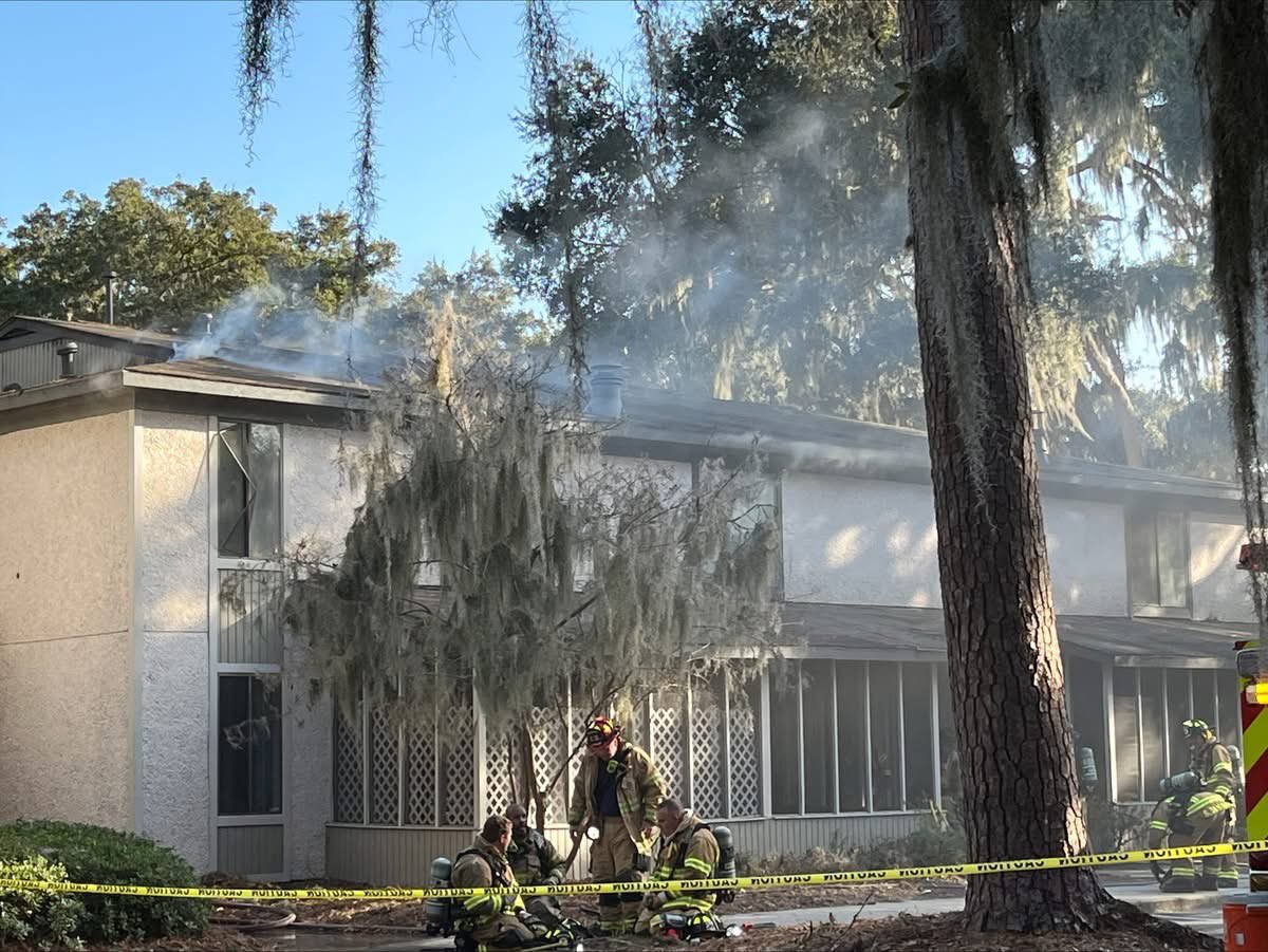 SFD responded to a fire in the Marsh Cove Apartment Complex.  No injuries are reported at this time. Four people were displaced due to the fire