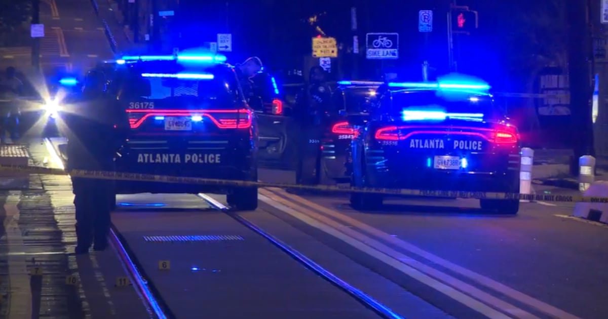 Edgewood Ave shut down for large police investigation