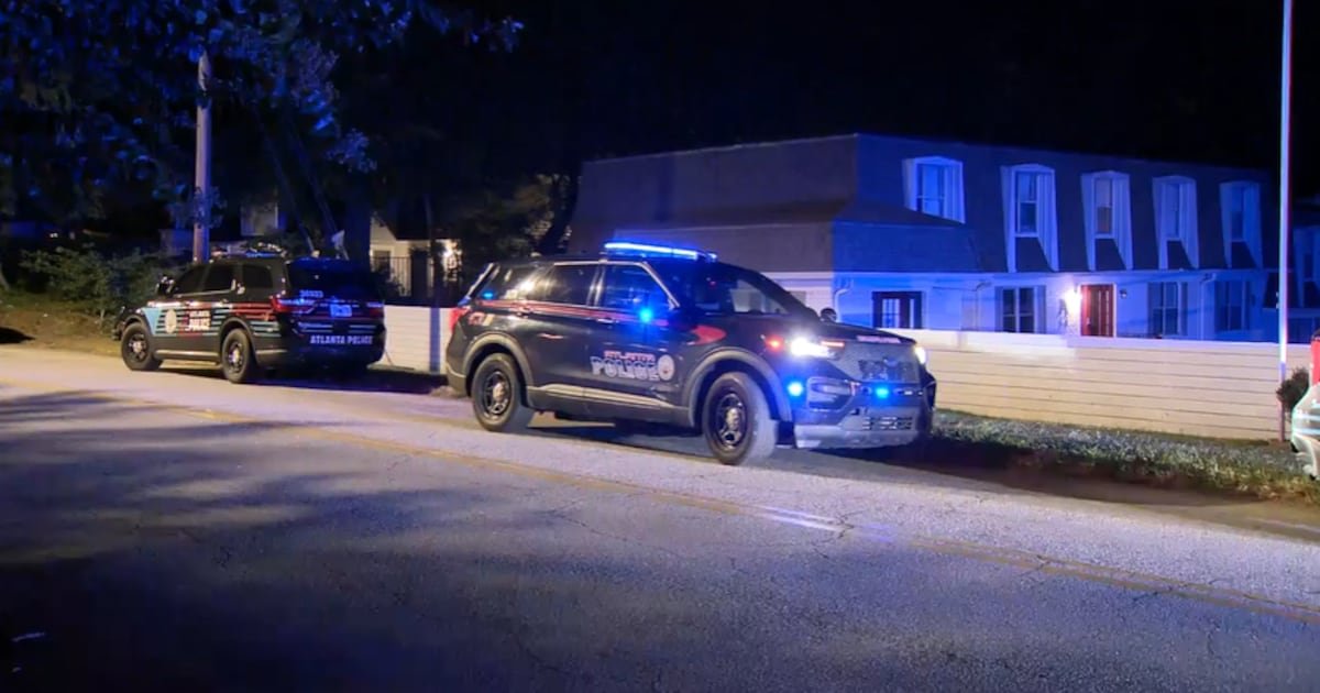 Woman dies after shooting inside apartment complex in the 2100 block of Defoors Ferry Rd NW in the Underwood Hills neighborhood.