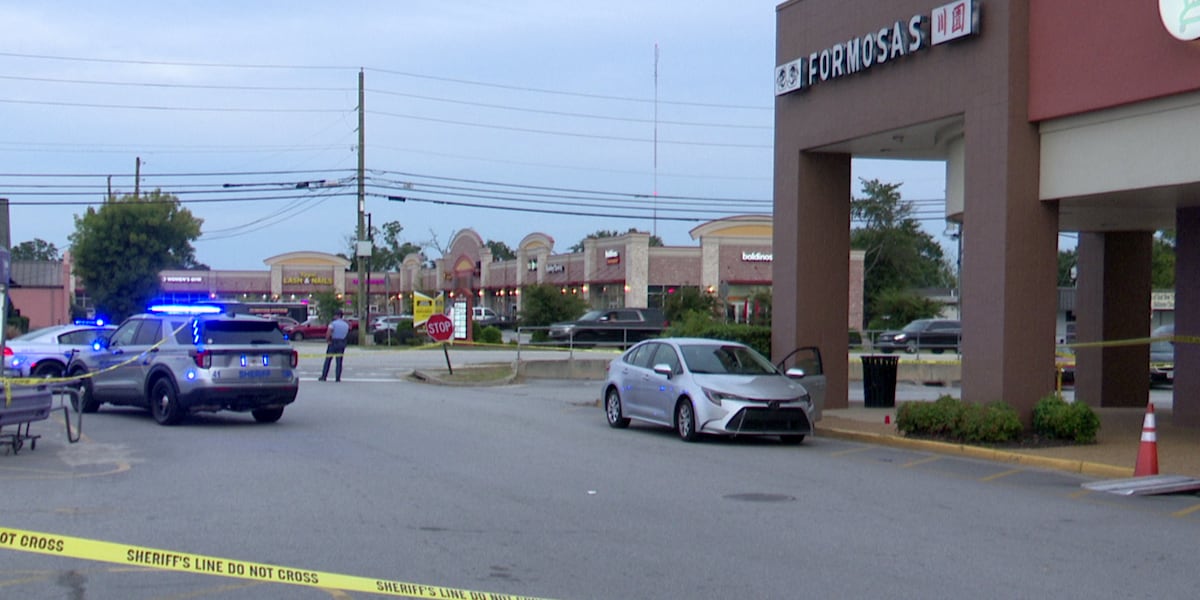 Man shot after allegedly threatening and attacking DoorDash driver. DoorDash driver identified himself as the shooter, the sheriff’s office said. Deputies also found a man who had been shot multiple times in the torso.